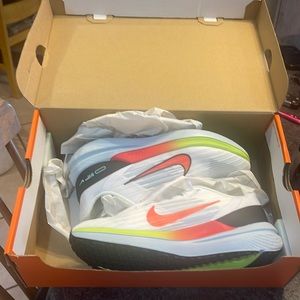 Nike women’s air winflow